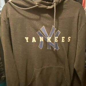 Men's New York Yankees Hoodie Sz Lg